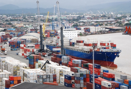 Reinício das obras nos berços do Porto de Itajaí Reinício das obras nos berços do Porto de Itajaí