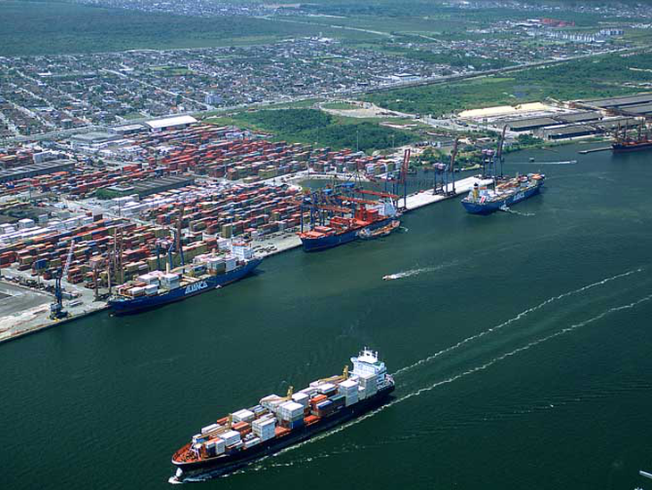 Com quase 12,5 milhões de toneladas, Porto de Santos quebra recorde mensal consecutivo