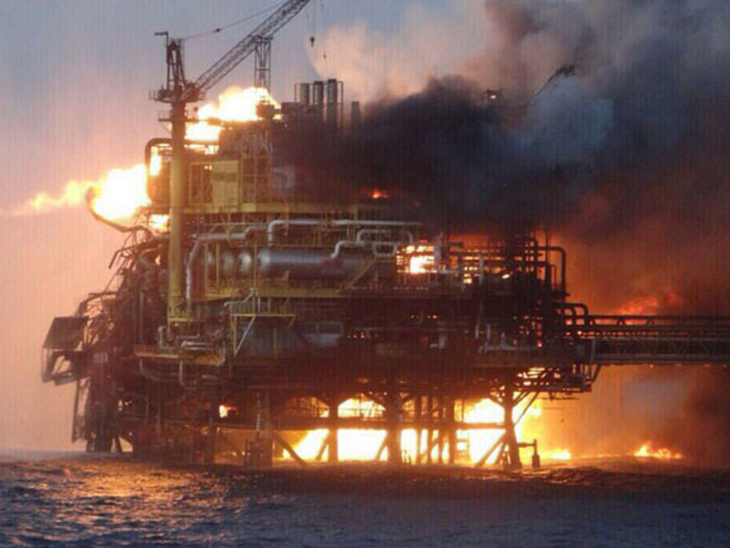 Incêndio em plataforma da Pemex deixa quatro mortos