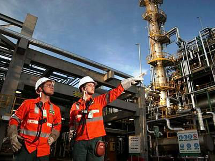 Hoje na FGV Botafogo: seminário sobre modelo de parcerias na área de refino organizado pela Petrobras