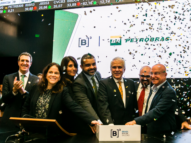 Em cerimônia realizada na B3, é iniciada oferta de ações da Petrobras de titularidade do BNDES