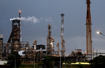 ANP e Petrobras assinam acordo e contrato relativos à produção de petróleo e gás pela SIX