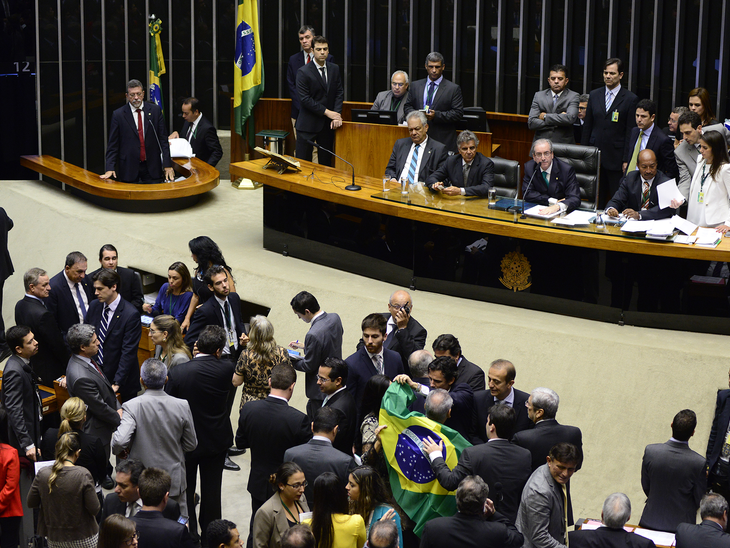 OAB discute posicionamento em sessão extraordinária