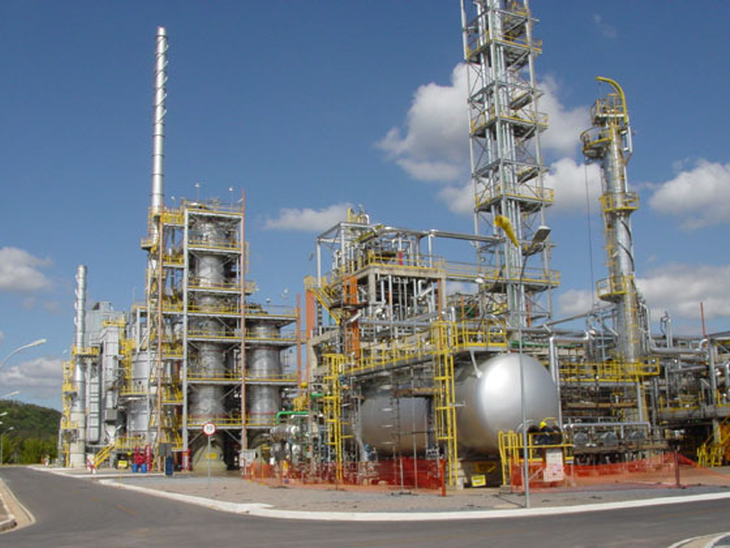 Petrobras atinge em outubro recorde de processamento em unidades de hidrotratamento