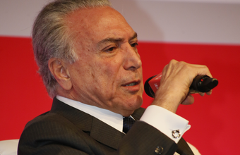 Temer se reúne com Meirelles e aliados políticos em Brasília