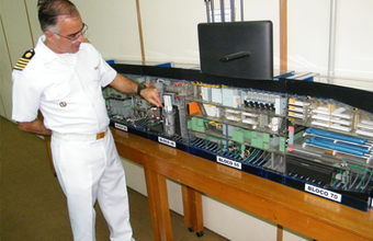 Reator de submarino nuclear fica pronto em 2014 e será modelo para usinas