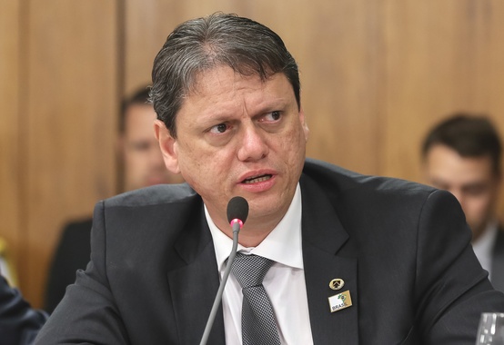Apoio marítimo vai surfar na onda do setor de O&G, projeta ministro Apoio marítimo vai surfar na onda do setor de O&G, projeta ministro