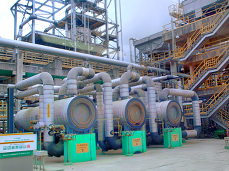 Petrobras vai investir R$ 1,1 bi para renovar licença de operação de refinaria no Rio