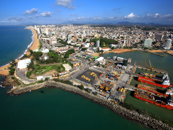 Petrobras mantém-se em plena atividade na Bacia de Campos