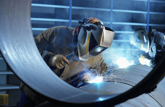 Desemprego cresce e fecha 4º trimestre de 2015 em 9%