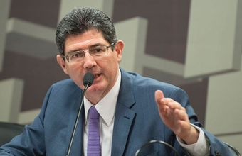 Joaquim Levy: Ano de 2015 será de transição para a economia