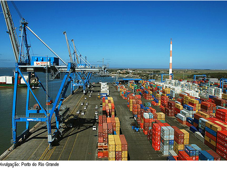 Porto do Rio Grande completa 98 anos