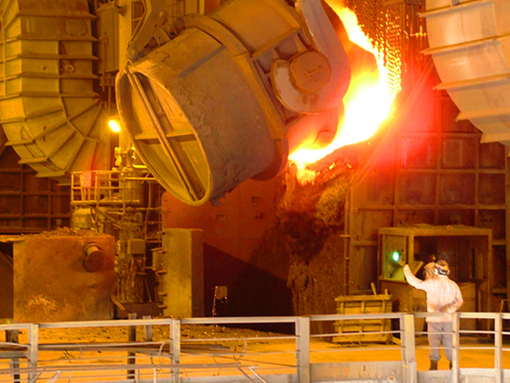 Vendas da distribuição de aços planos registram alta de 11% em dezembro