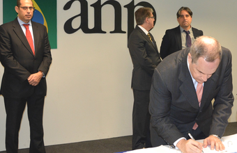 Contratos da 4ª Rodada de Acumulações Maduras foram assinados hoje (31/8), na ANP