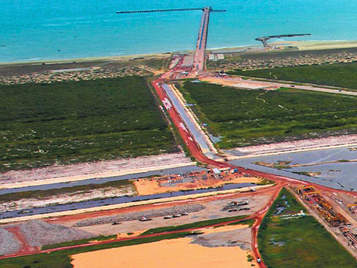 Obras da Technip para fábrica de flexíveis avançam no Porto do Açu 