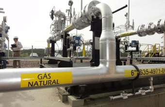 Petrobras e Cade assinam termo de compromisso para o mercado de gás natural