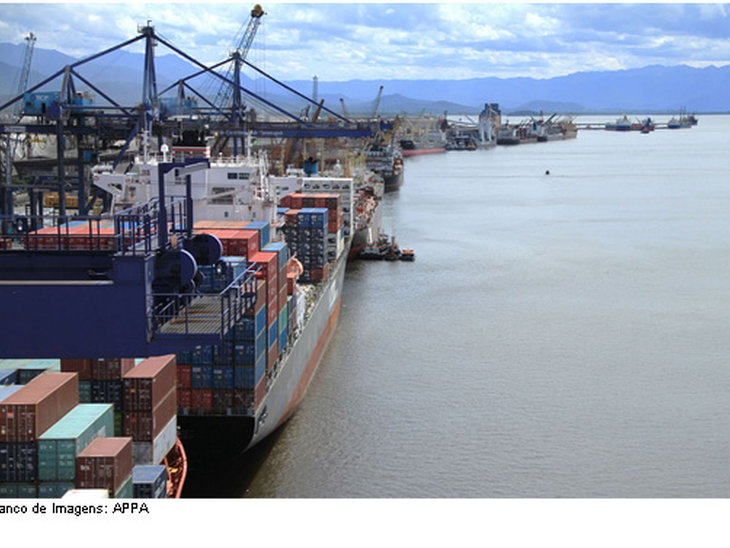 Portos devem movimentar 1 bilhão de toneladas em 2012
