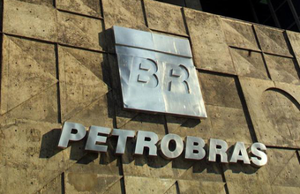 Standard & Poor’s eleva classificação de risco da Petrobras para BB- e altera a perspectiva de negativa para estável