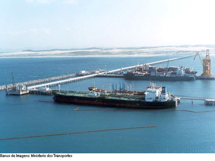 Dilma visita o Ceará em agosto para inaugurar obras do Porto do Pecém