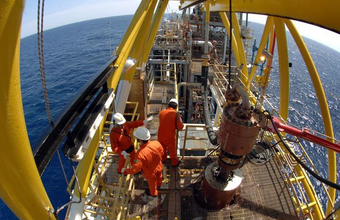 Desligamento voluntário da Petrobras atinge quase 12 mil empregados