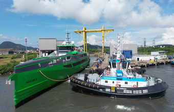 Wilson Sons faz docagem inédita do navio Aqua Helix, construído em alumínio, em seu Estaleiro no Guarujá