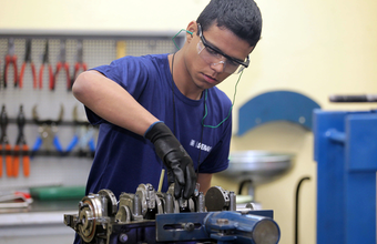 Perdemos 533 mil postos de trabalho em um ano, diz IBGE
