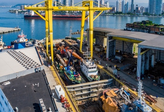 Wilson Sons Estaleiros recebe embarcação da empresa holandesa Van Oord para docagem Wilson Sons Estaleiros recebe embarcação da empresa holandesa Van Oord para docagem