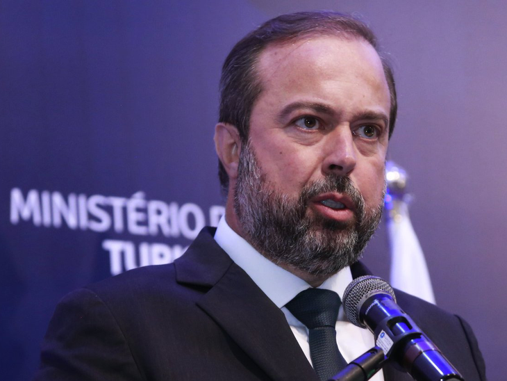 Novo ministro cria Secretaria Nacional de Transição Energética