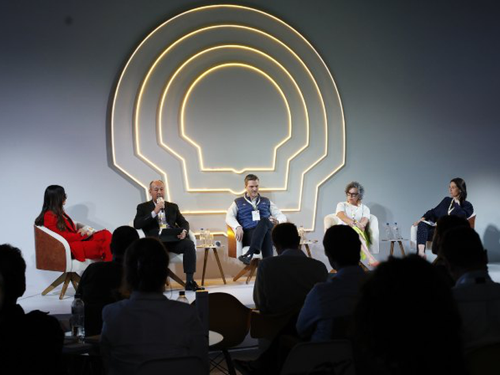 Shell Talks 2023: Primeira palestra discute a nova matriz energética e o protagonismo do Brasil em energias renováveis