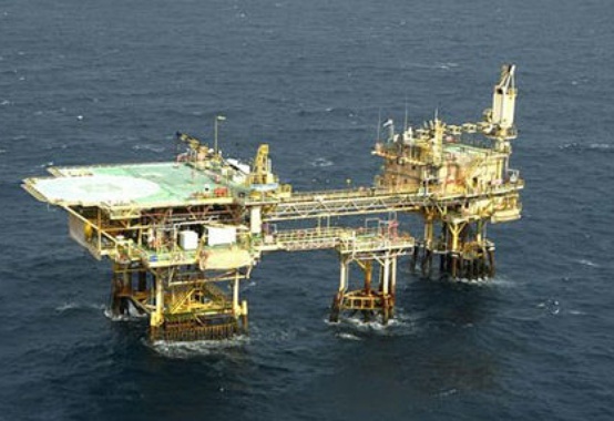 Plataformas de Cação, no Espírito Santo tem remoção iniciada pela Petrobras Plataformas de Cação, no Espírito Santo tem remoção iniciada pela Petrobras