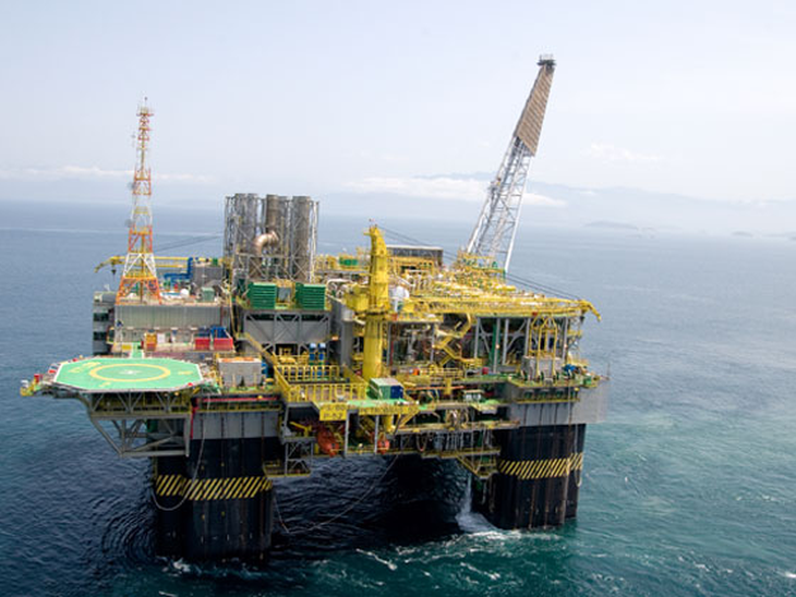 Moody’s revê classificação de risco da Petrobras