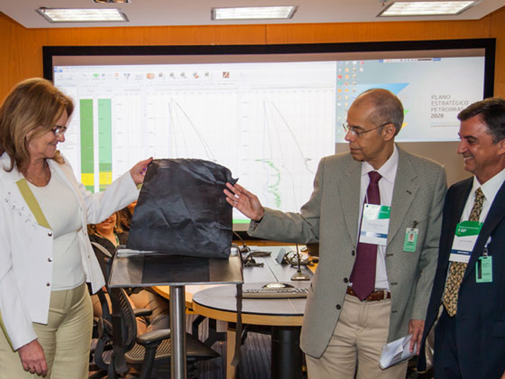 Petrobras inaugura Centro de Suporte à Decisão para otimizar construção de poços