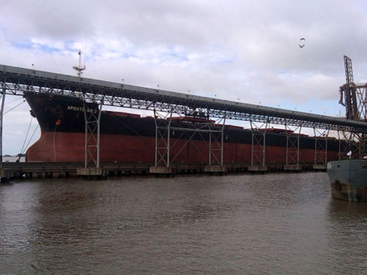 Porto do Rio Grande registra recorde de embarque em um só navio