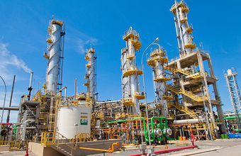 Incêndio na Reduc é controlado