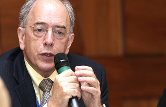 Teremos 13 novas plataformas e aumento da produção na Bacia de Santos, diz Pedro Parente