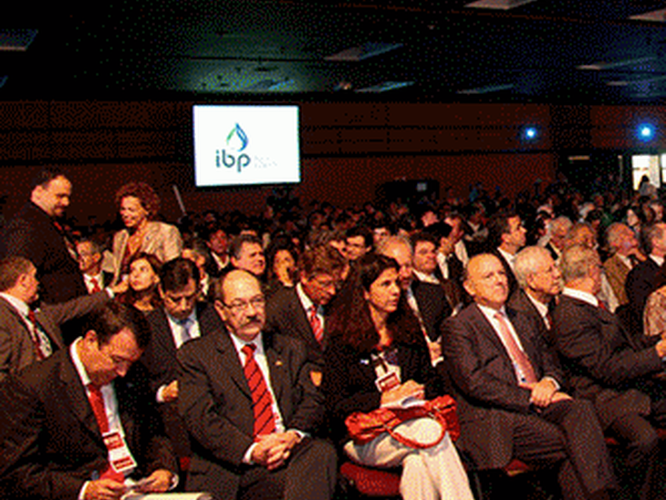 Painel apresenta as lições aprendidas em águas profundas