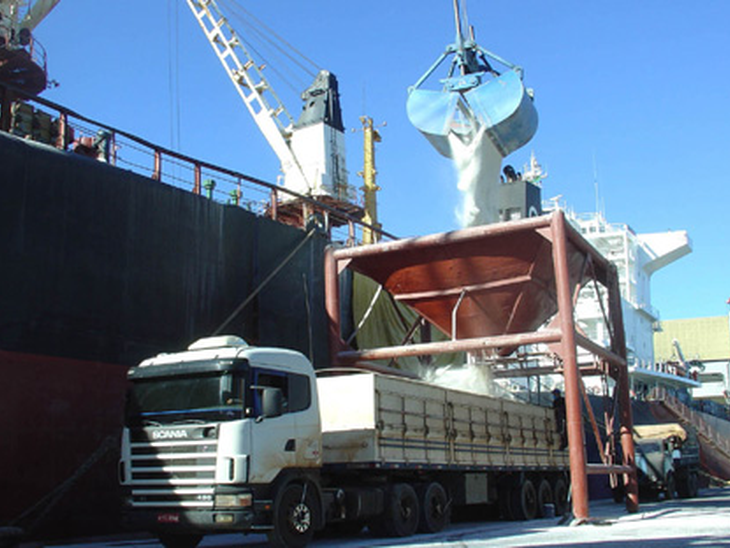 Porto de Paranaguá tem mais prazo para regularização ambiental