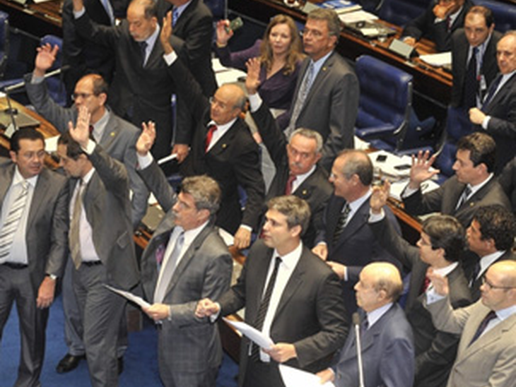 Senado aprova substitutivo que trata da partilha dos royalties