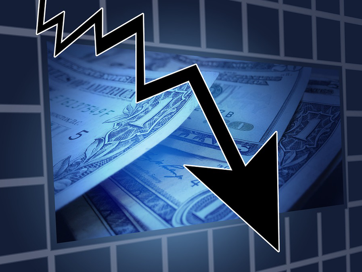 PIB acumula queda de 4,7% em 12 meses, diz FGV