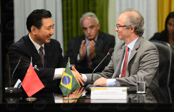 A chinesa China Three Gorges assumiu a concessão das usinas Jupiá e Ilha Solteira no Rio Paraná