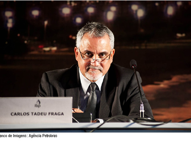 Carlos Tadeu Fraga recebe prêmio pela liderança na indústria de petróleo