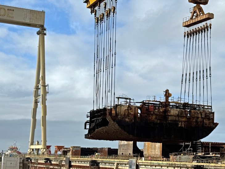 Ecovix e Gerdau finalizam desmontagem da plataforma P-32 no dique seco em primeira reciclagem verde do país