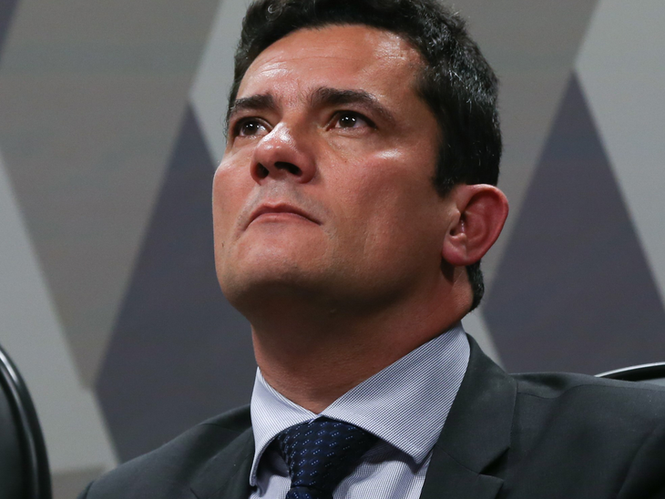 Sérgio Moro liberta dois presos temporários na 29ª fase