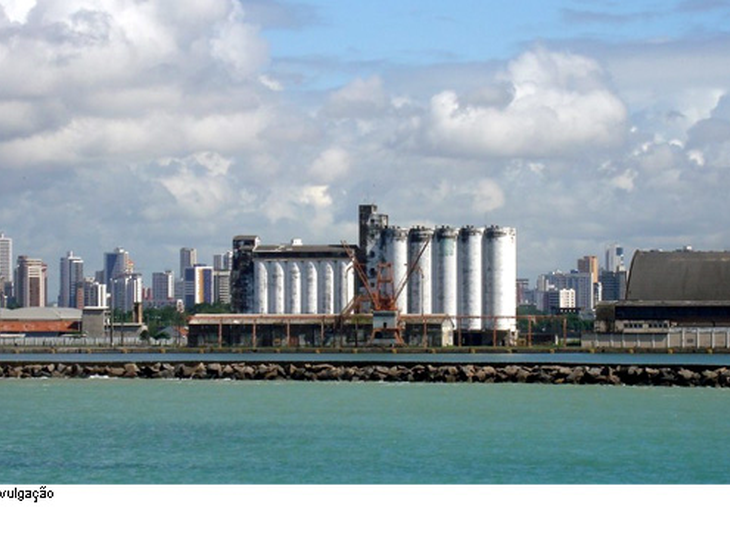 Porto do Recife volta a apresentar expansão após plano de recuperação  