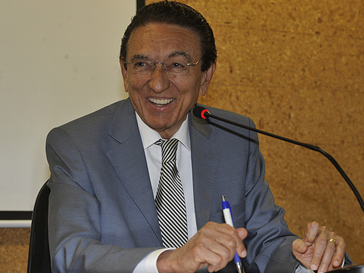 11ª rodada e 1º leilão do pré-sal serão realizados em 2013  