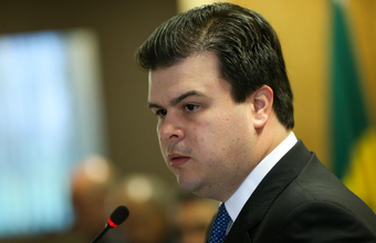 Limitações à importação de etanol dos Estados Unidos, defende ministro do MME