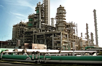 Acelen Renováveis e Trafigura assinam acordo estratégico para fornecer matérias-primas e comercializar combustíveis renováveis da Refinaria Biorrefinaria de Bahia