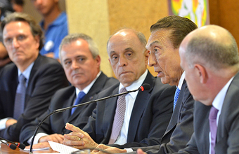 Primeiro leilão do pré-sal poderá ter até quatro consórcios na disputa