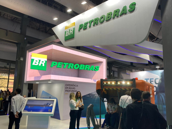 Petrobras recebe mais de 5 mil visitantes em seu estande e apresenta 110 trabalhos técnicos