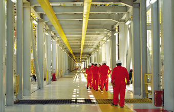 CNI: Produção industrial volta a cair em outubro